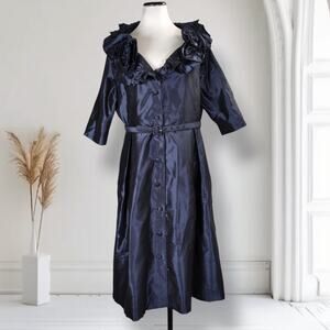corset style bodice dress Ladivine CD2408 Fitted Formal Gown with Bustier Corset-Style and Leg Slit Black / 4 Size:US16 ( EU18) Mismatched Dark Green Velvet EU38~39 Ballgown with fitted corset